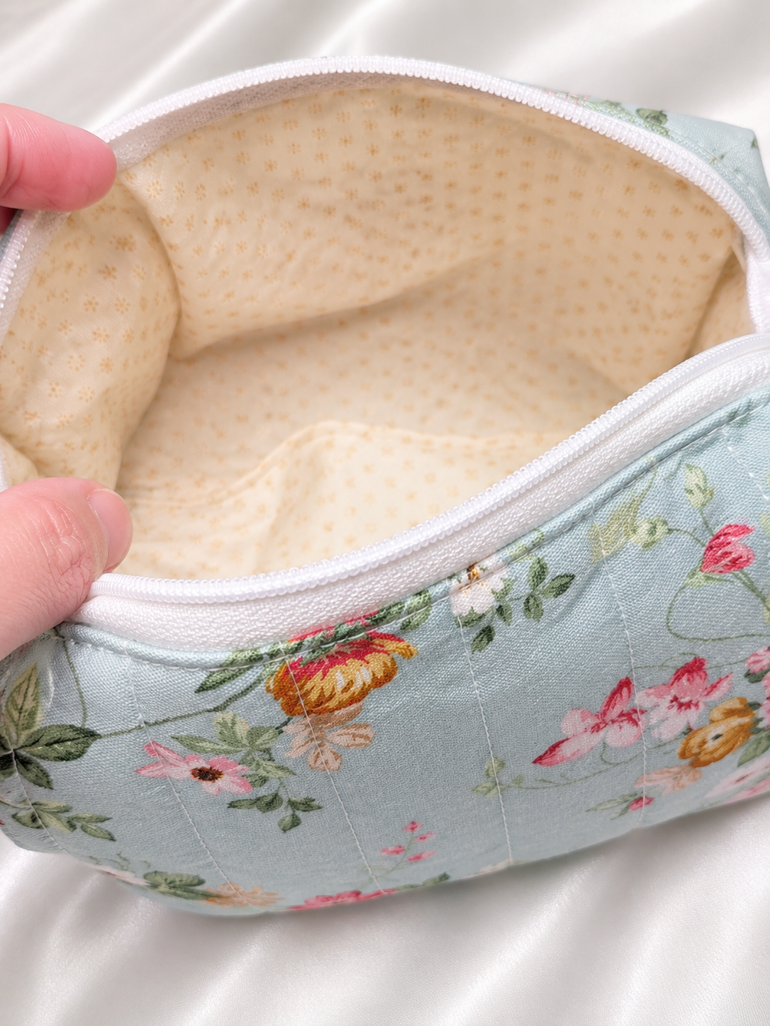Vintage Rose Boxy Makeup Bag