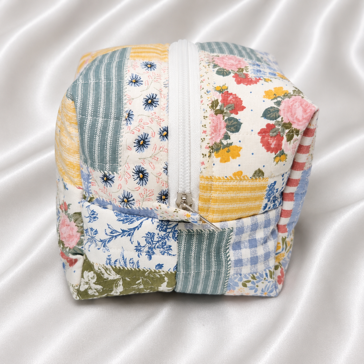 Cottage Patchwork Boxy Makeup Bag