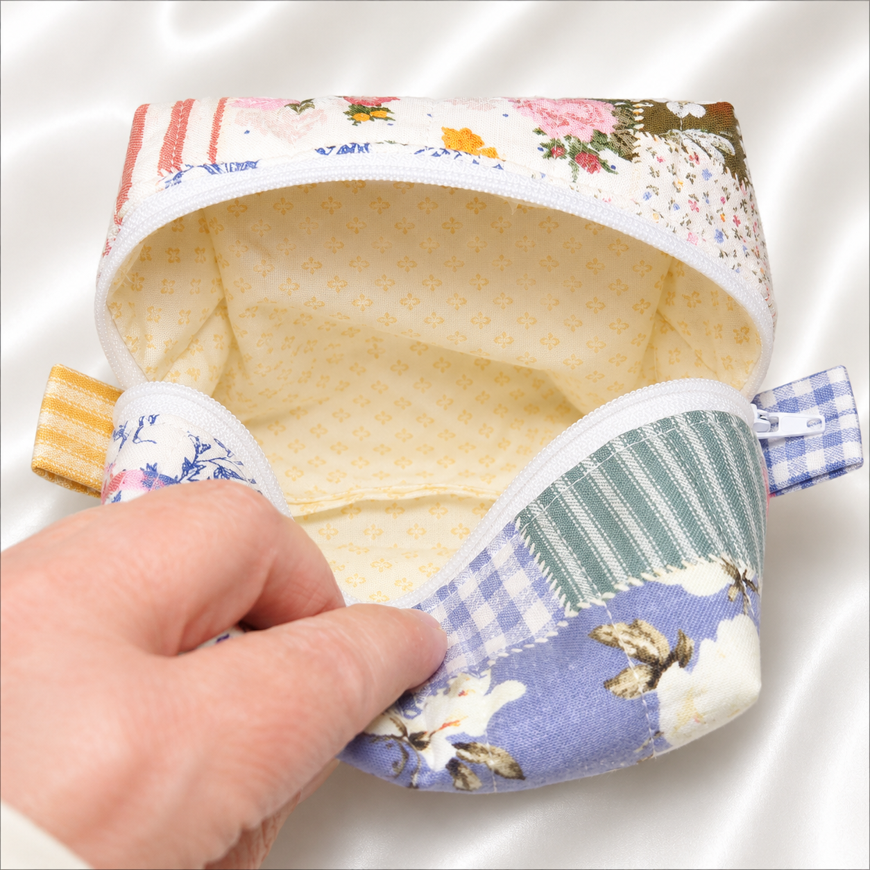 Large Makeup Bag (Pick Your Design)